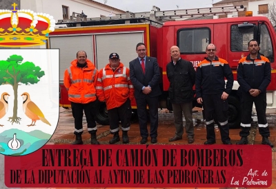 Entrega de camión de bomberos por parte de la Diputación de Cuenca al Ayto. de Las Pedroñeras
